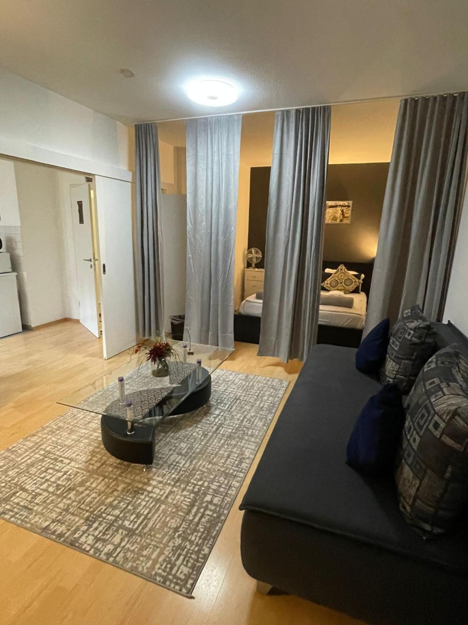City West Studios Штутгарт Экстерьер фото